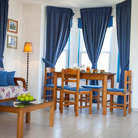 Apartment Zest @ Xi Xi Beach