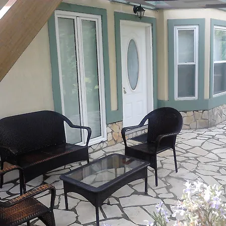 Zest @ Xi * Xi Beach